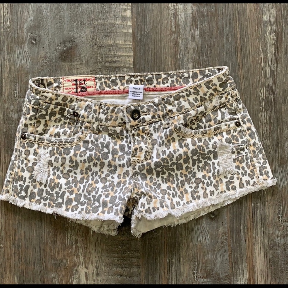 Beautiful 1st Kiss cute shorts bundle up to save